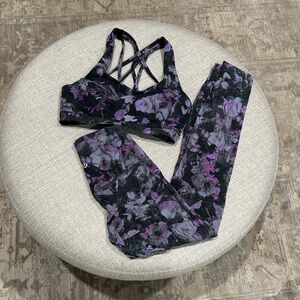 Lululemon athletic leggings and sports bra